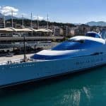 Πάτρα: Στο λιμάνι το τεράστιο σκάφος του Εμίρη του Άμπου Ντάμπι (Νέες Φωτο)