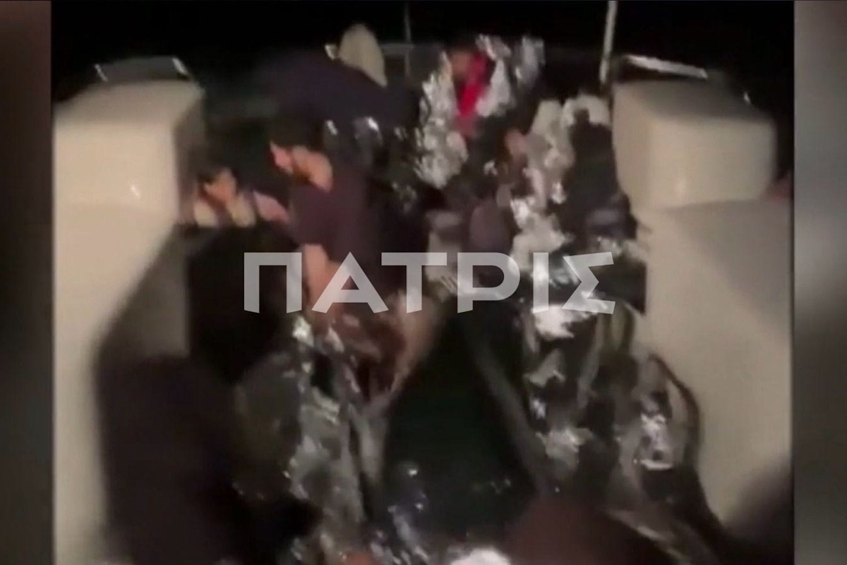 Κρήτη: Συγκλονιστικές οι μαρτυρίες των 2 επιζώντων από το ναυάγιο με 17 νεκρούς μετανάστες – Αναφέρθηκαν σε 34 επιβαίνοντες συνολικά image